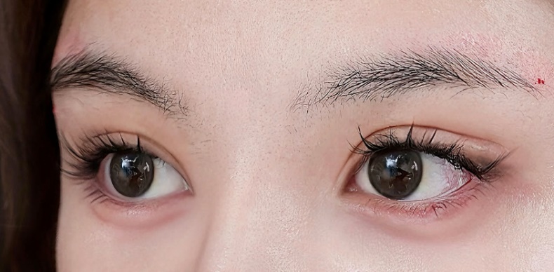 2. Lựa chọn thứ hai: Khuôn mặt vuông (đặc biệt là hàm vuông)